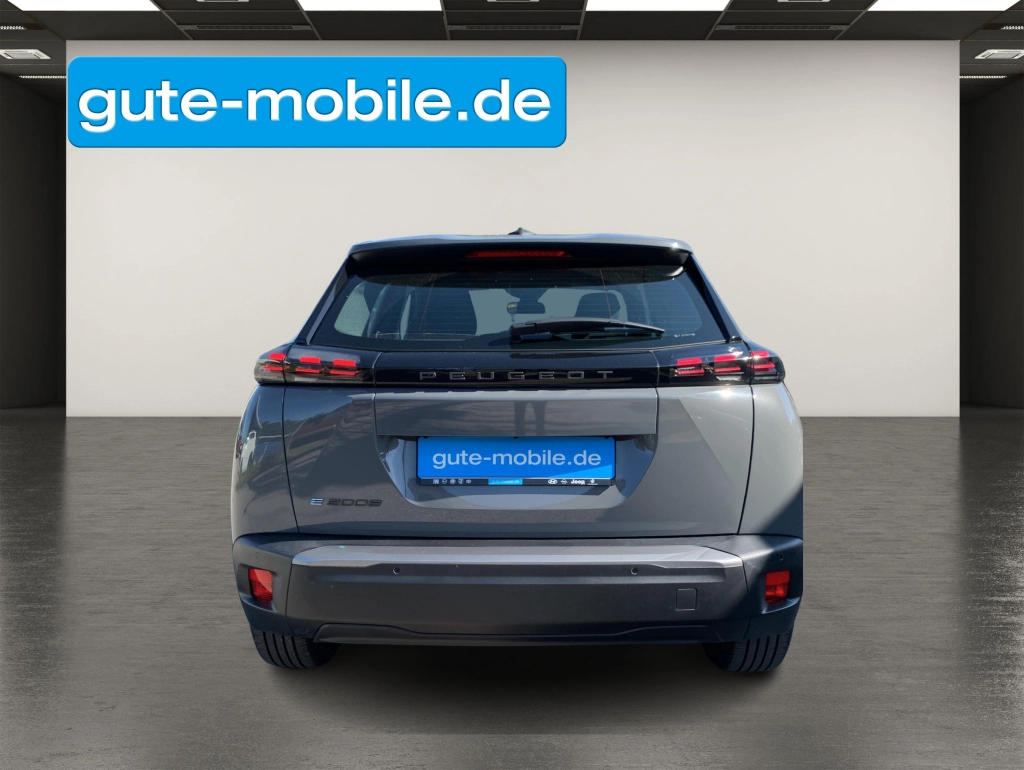 Peugeot E-2008 Active (115kW)| PDC| CarPlay| DAB| 
