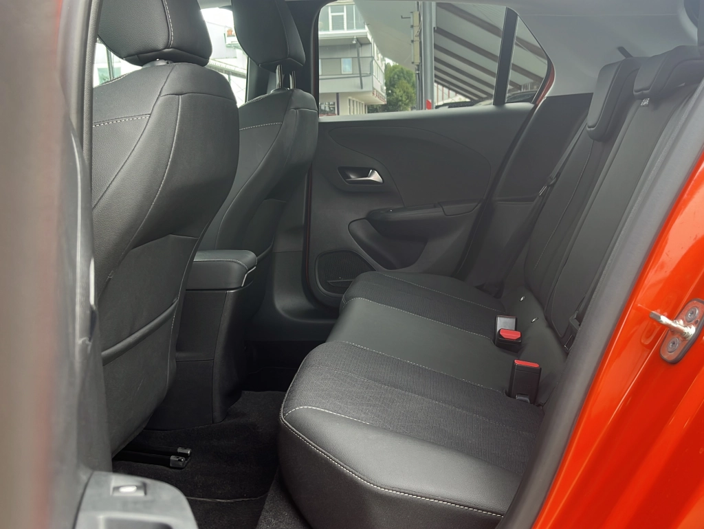 Opel Corsa -e Elegance | KAMERA| CarPlay| PDC| LED