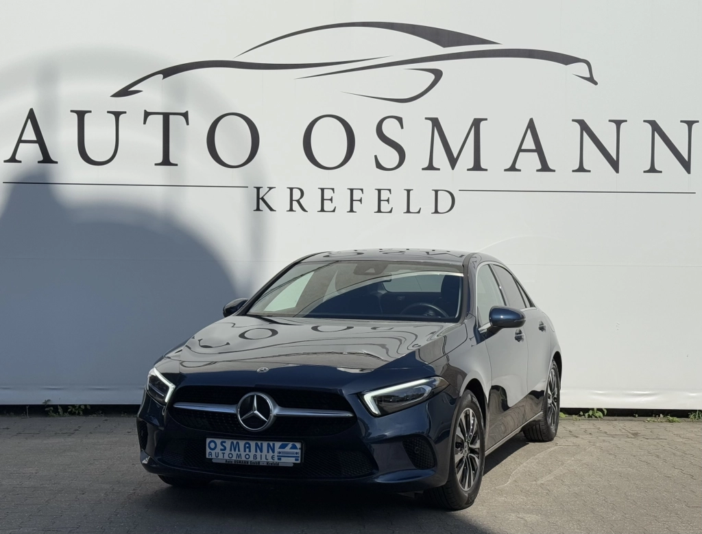 Mercedes-Benz A 180 7G-DCT Progressive / AHK / LED / RFK 