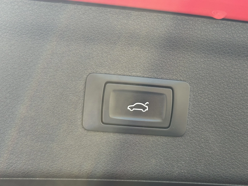 Audi Q3  2.0 TFSI quattro S tronic  S-line 