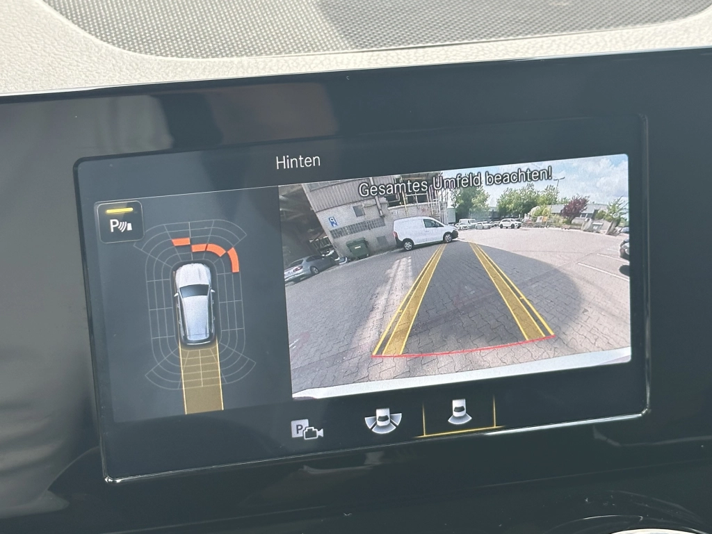Mercedes-Benz GLB 200 d 8G-DCT Progressive / LED / DAB