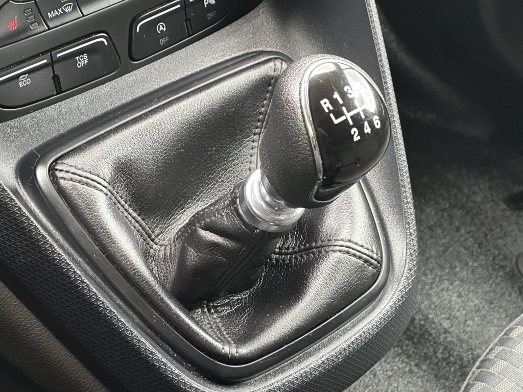 Ford Transit Connect 200 L1 S&S Trend / Bi- Xenon
