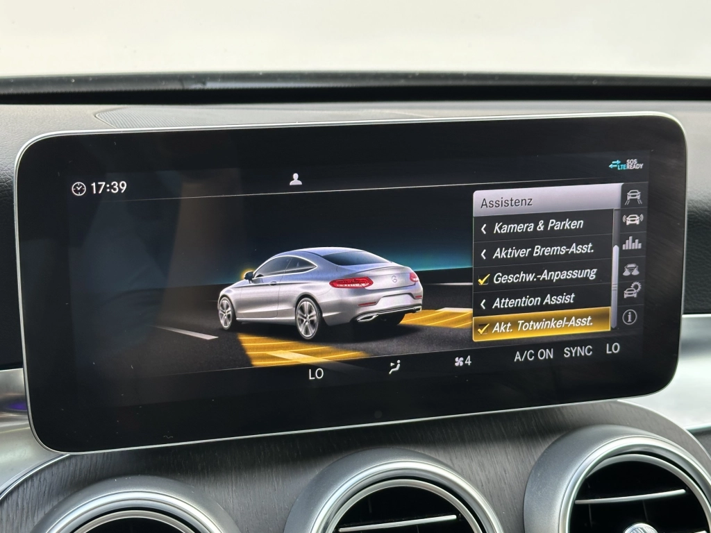 Mercedes-Benz C 300 d Coupe 9G-TRONIC | PANORAMA | BURMESTER®