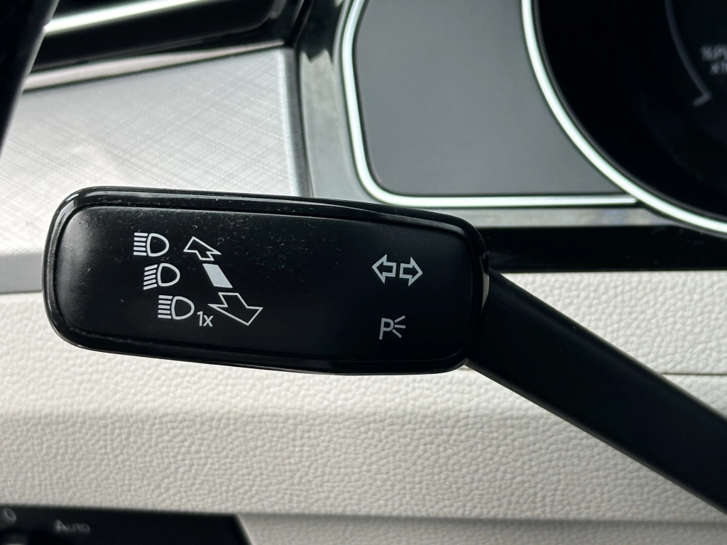 VW Passat Variant 1.4TSI PlugInHybrid DSG GTE / ACC