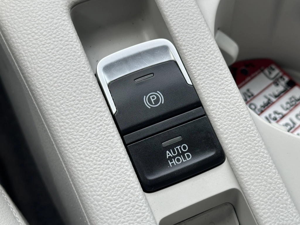 VW Passat Variant 1.4TSI PlugInHybrid DSG GTE / ACC