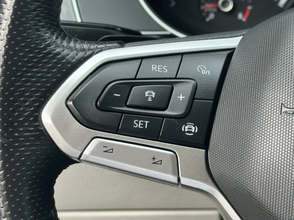 VW Passat Variant 1.4TSI PlugInHybrid DSG GTE / ACC