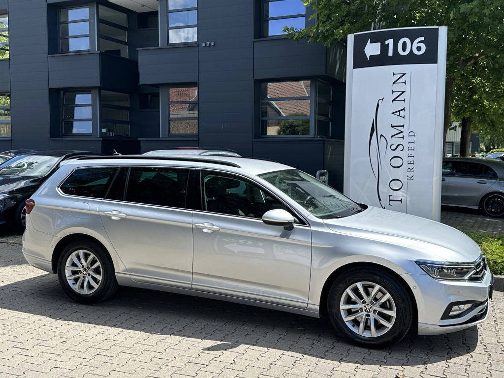 VW Passat Variant 2.0 TDI SCR DSG Business/ RFK AHK