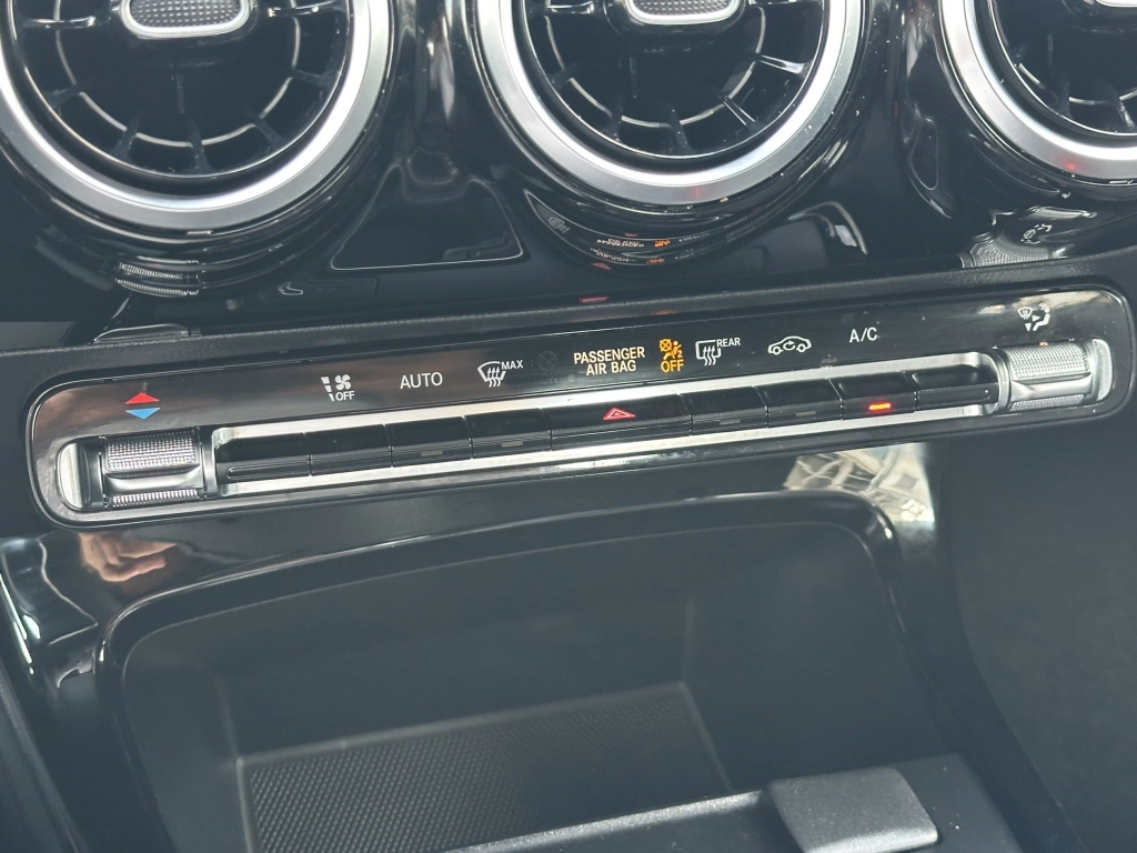 Mercedes-Benz A 200 7G-DCT Style RÜCKFAHRK. / WENIG KM