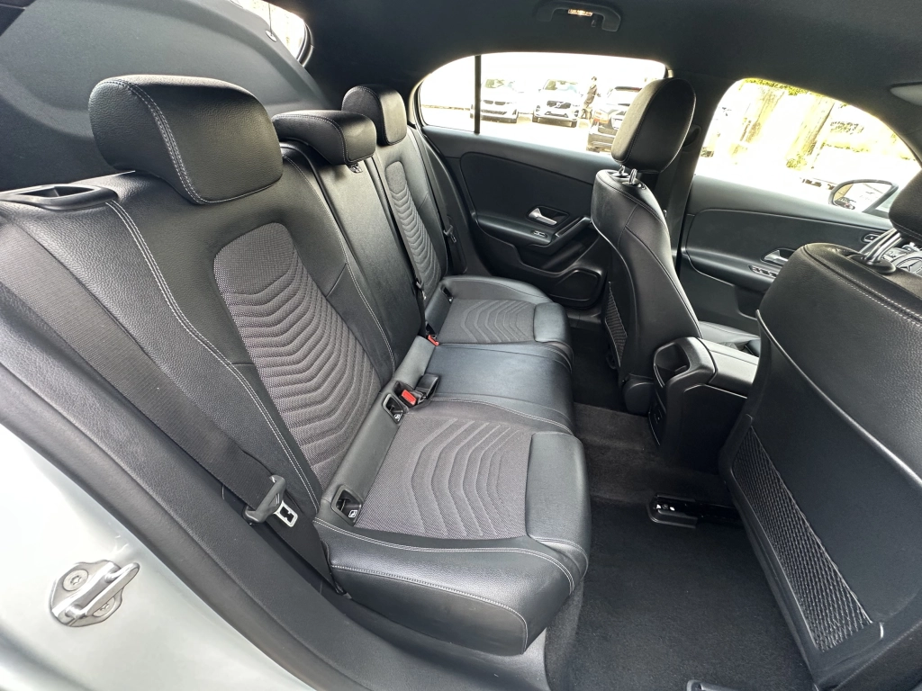 Mercedes-Benz A 200 7G-DCT Style RÜCKFAHRK. / WENIG KM