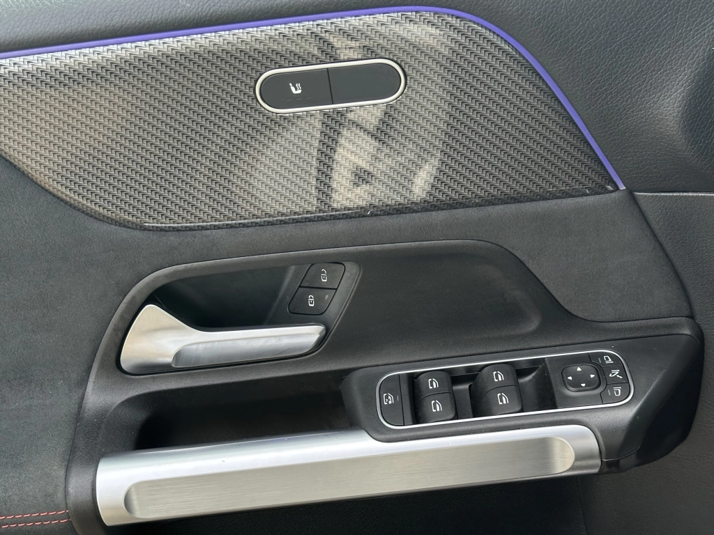 Mercedes-Benz GLB 35 AMG 4Matic AMG Speedshift DCT 8G
