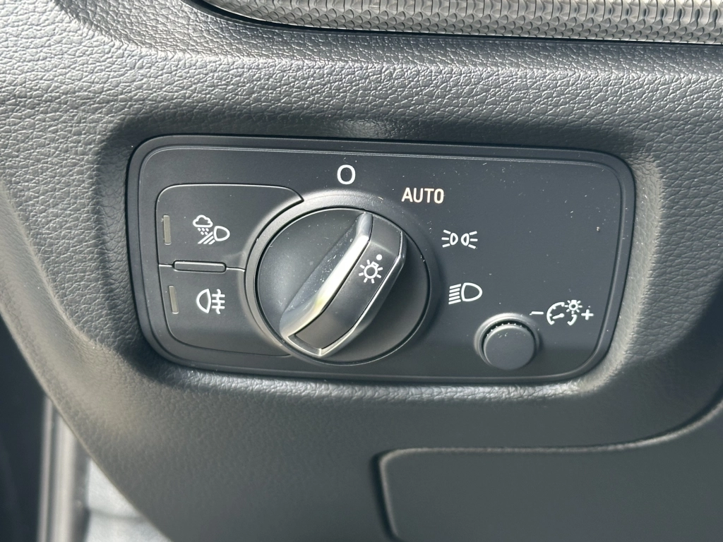 Audi A3 30 TDI Sportback design | ACC | STANDHEIZUNG