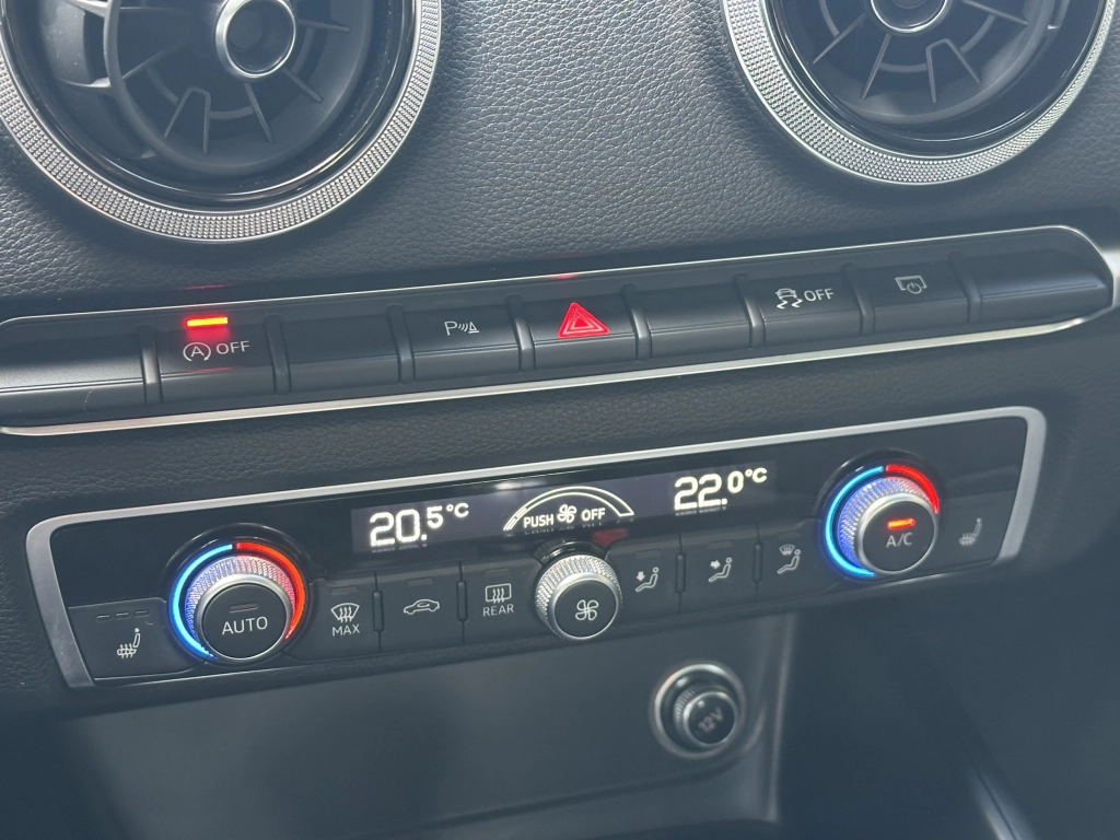 Audi A3 30 TDI Sportback design | ACC | STANDHEIZUNG