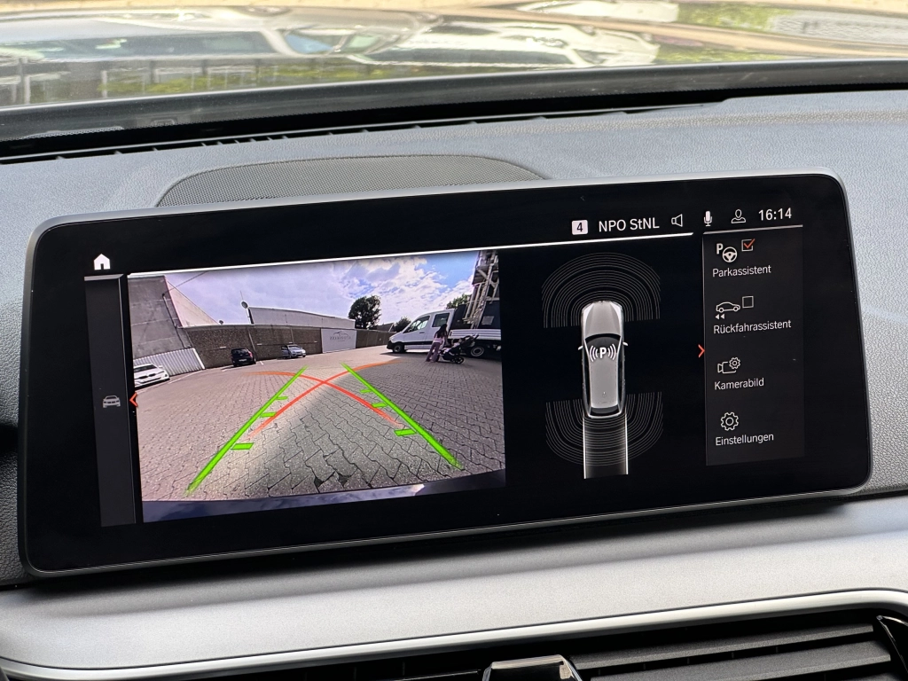 BMW 520 d Touring Aut | DrivAssProf | LiveCockpitPro