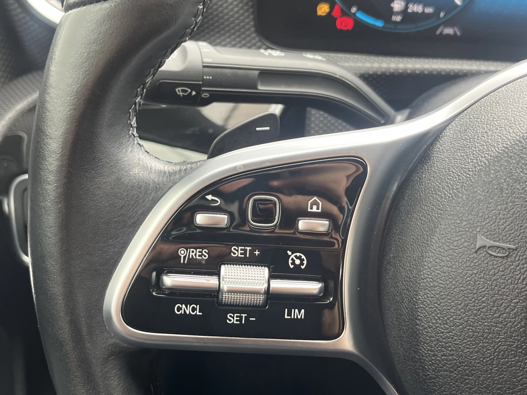 Mercedes-Benz A 220 d 4Matic 8G-DCT Progressive / Widescreen