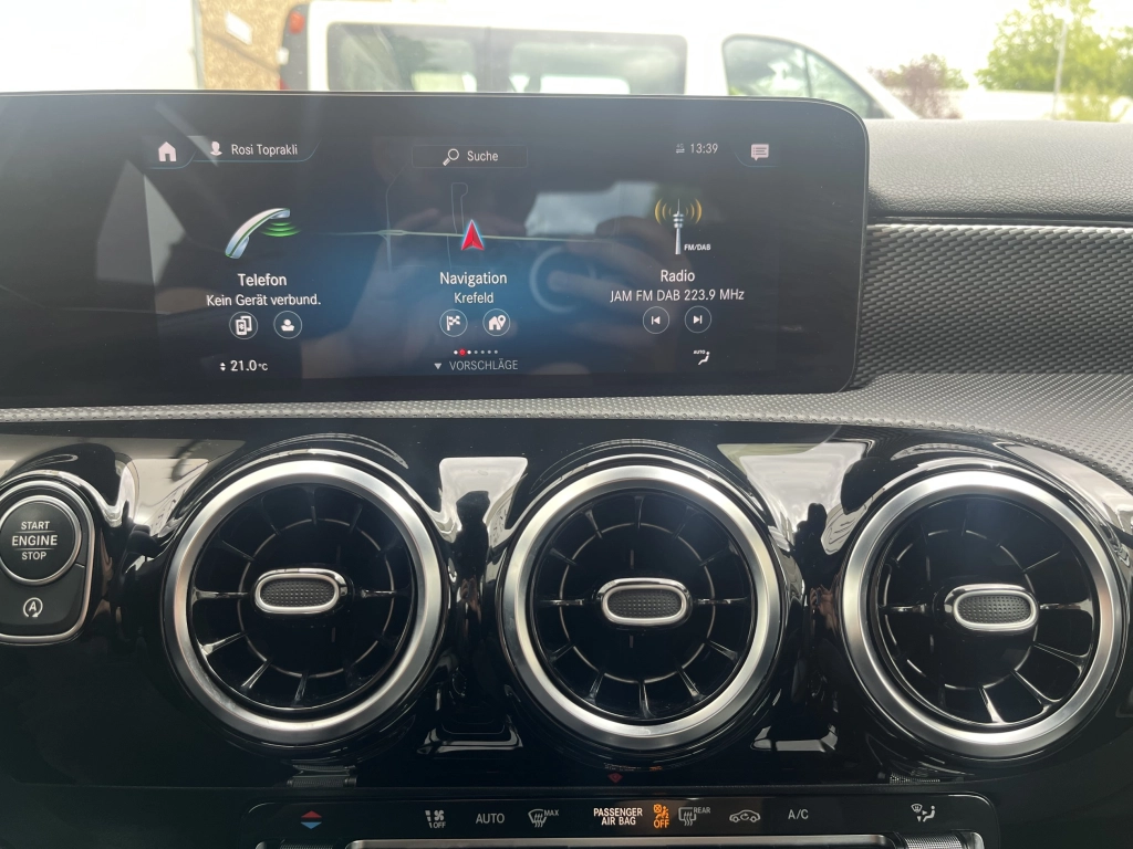 Mercedes-Benz A 220 d 4Matic 8G-DCT Progressive / Widescreen