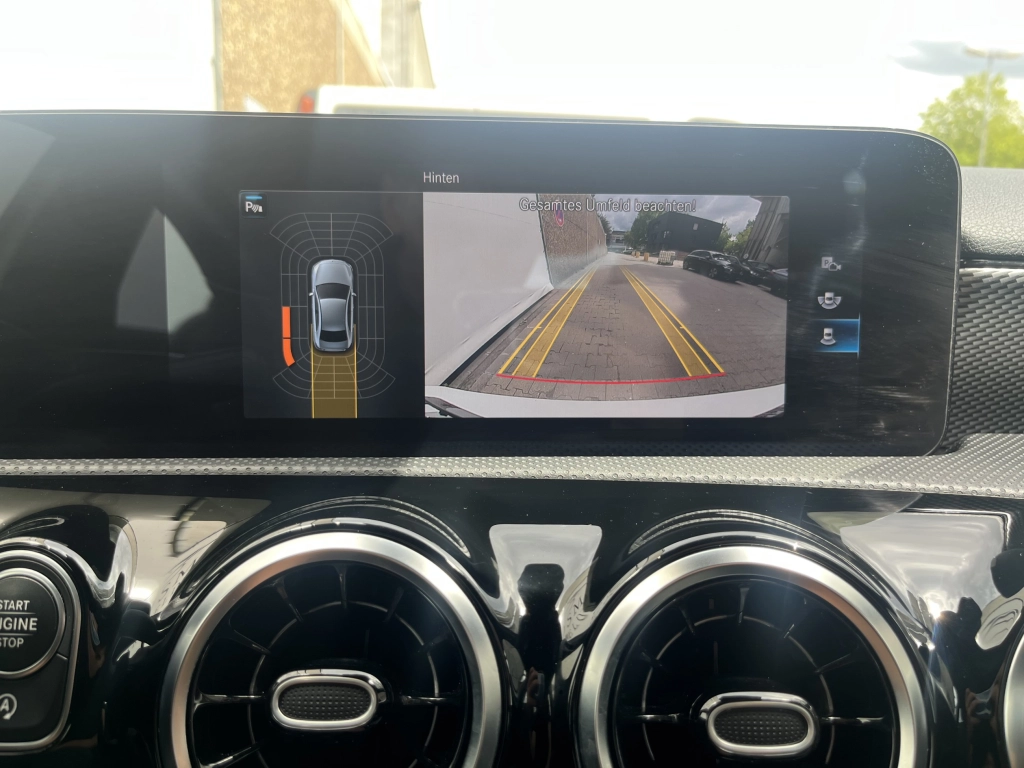 Mercedes-Benz A 220 d 4Matic 8G-DCT Progressive / Widescreen