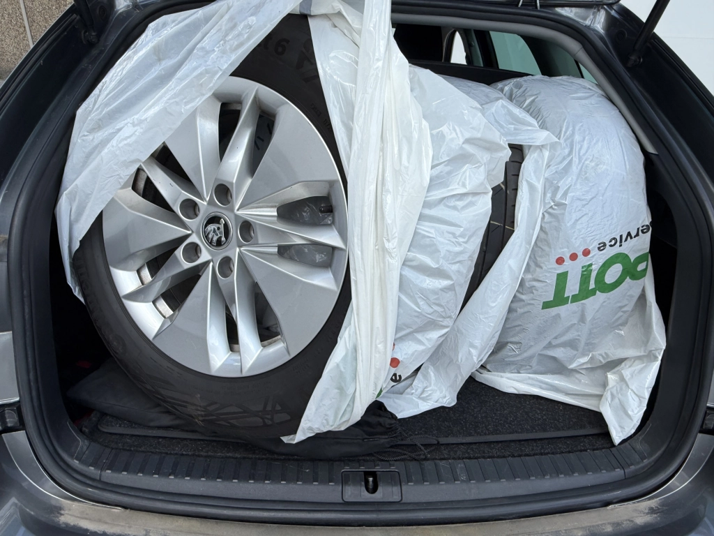 Skoda Octavia Combi 2.0 TDI DSG Ambition ACC/MASSAGE