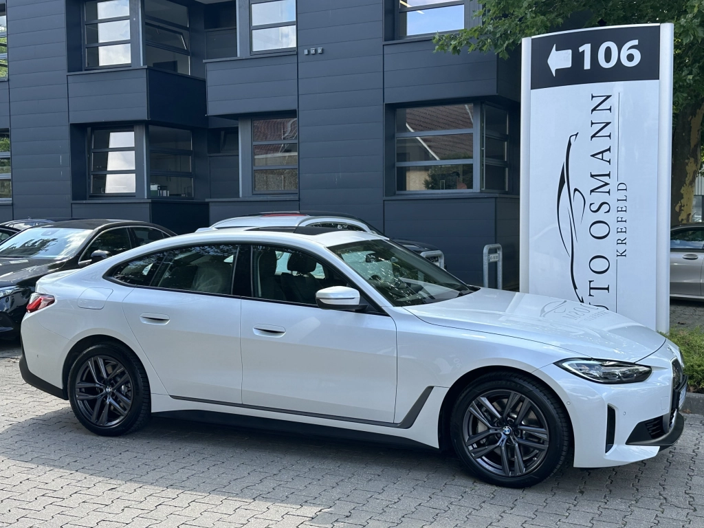BMW i4 35 eDrive Gran Coupe | Live Cockpit Prof.