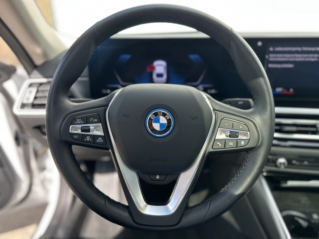 BMW i4 35 eDrive Gran Coupe | Live Cockpit Prof.