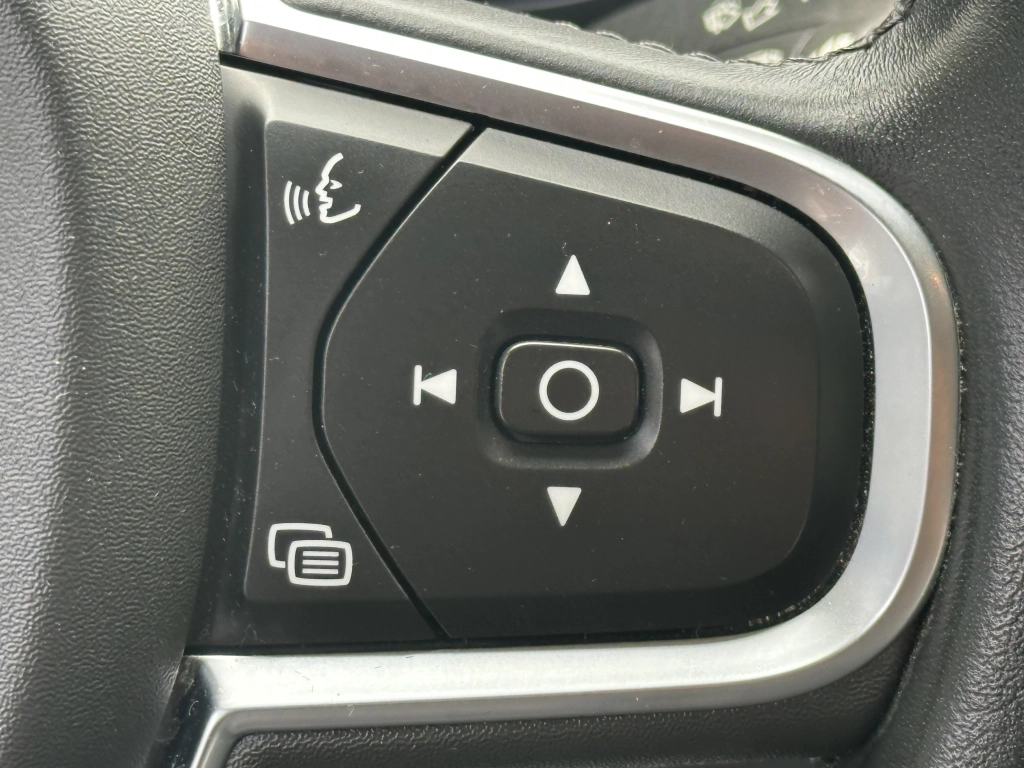 Volvo XC60 D4 Geartronic Momentum Pro
