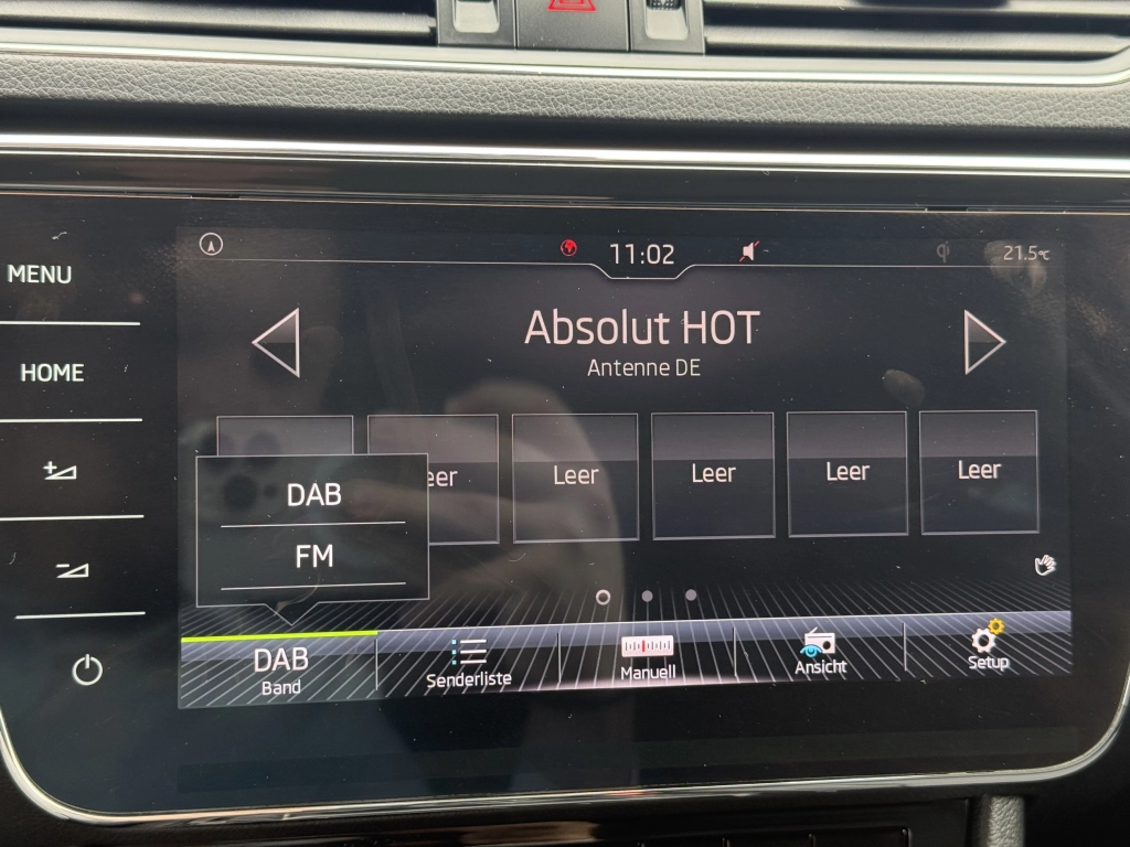 Skoda Superb Combi 2.0 TDI Style | Crystal Lighting