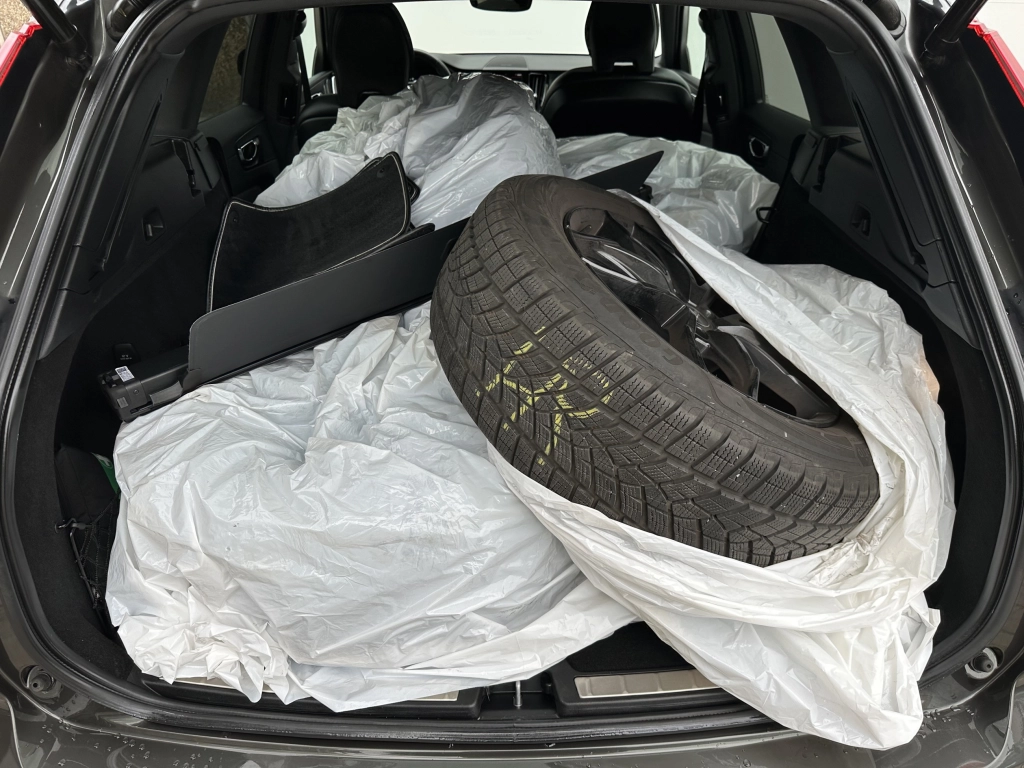 Volvo XC60 R Design D4 Geartronic 2WD | ACC | LED