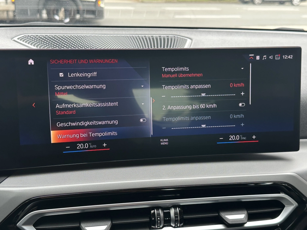 BMW 318 d Touring Aut. / Widescreen / LED 
