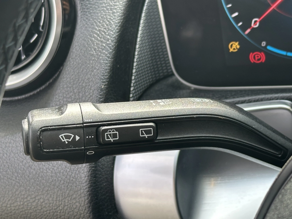 Mercedes-Benz GLB 200 d 4Matic 8G-DCT Style |Standheizung |LED