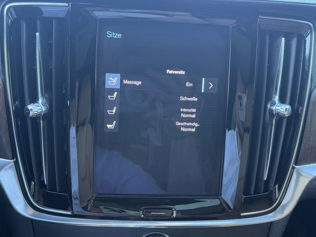 Volvo V90 T6 Recharge AWD Geartronic Inscr/UPE:90.415€