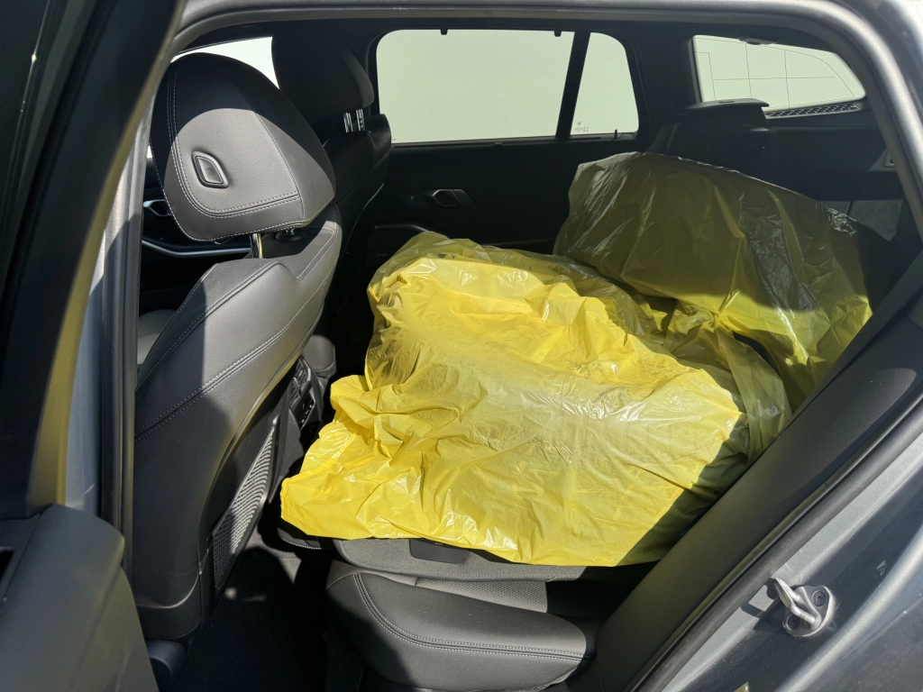 BMW 318 d Touring Aut. / Kamera / ACC / Standheizung