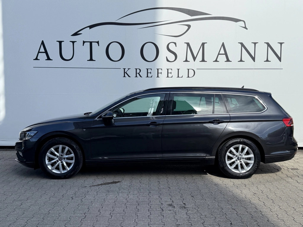 VW Passat Variant 2.0 TDI SCR DSG Business / ACC
