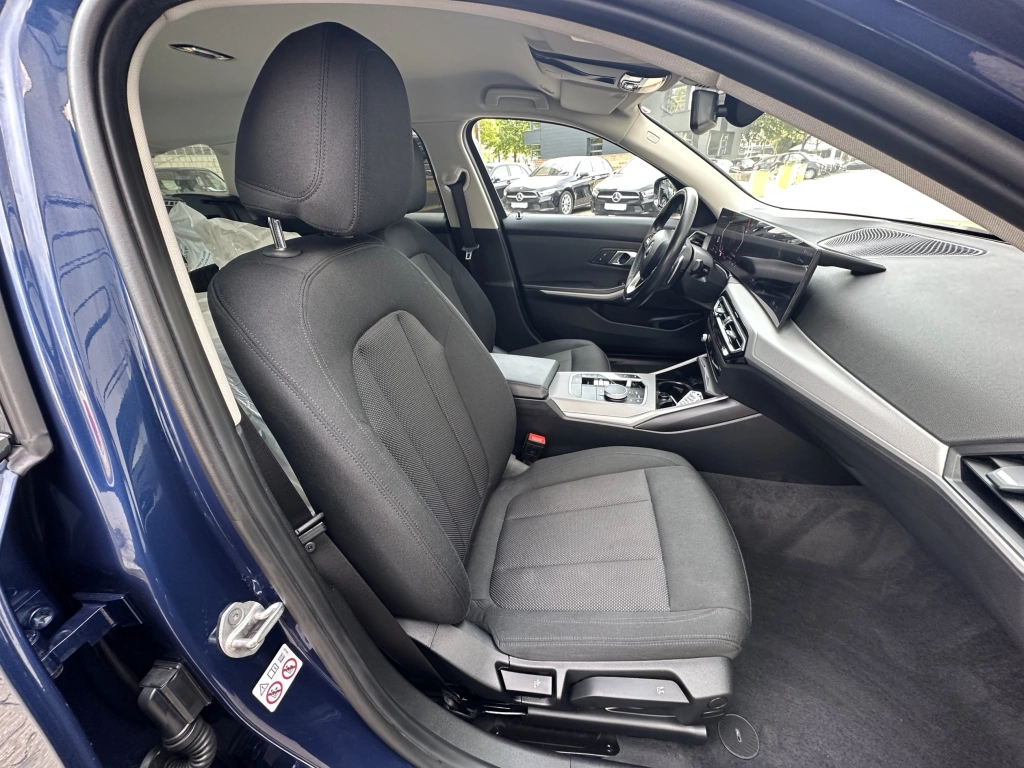 BMW 320 d Touring LCI xDrive Aut. |Live Cockpit Plus