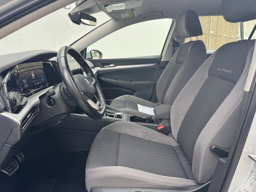 VW Golf Variant 2.0 TDI 4Motion SCR DSG Alltrack