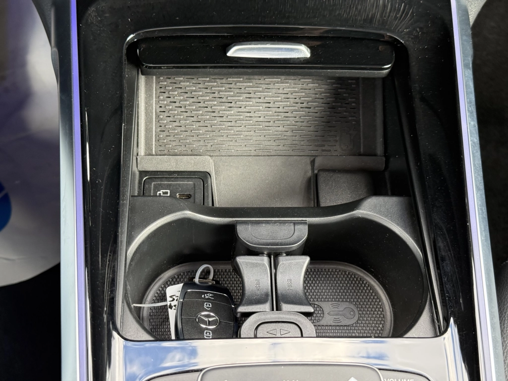 Mercedes-Benz GLB 200 d 4Matic 8G-DCT Progressive | MultiBeam