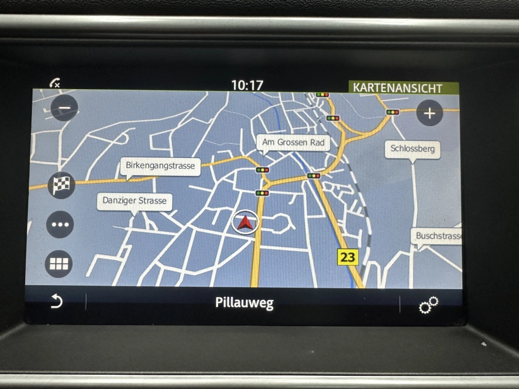 Land Rover Range Rover Evoque Pure "1 HAND-PANO-NAVI-SITZH"