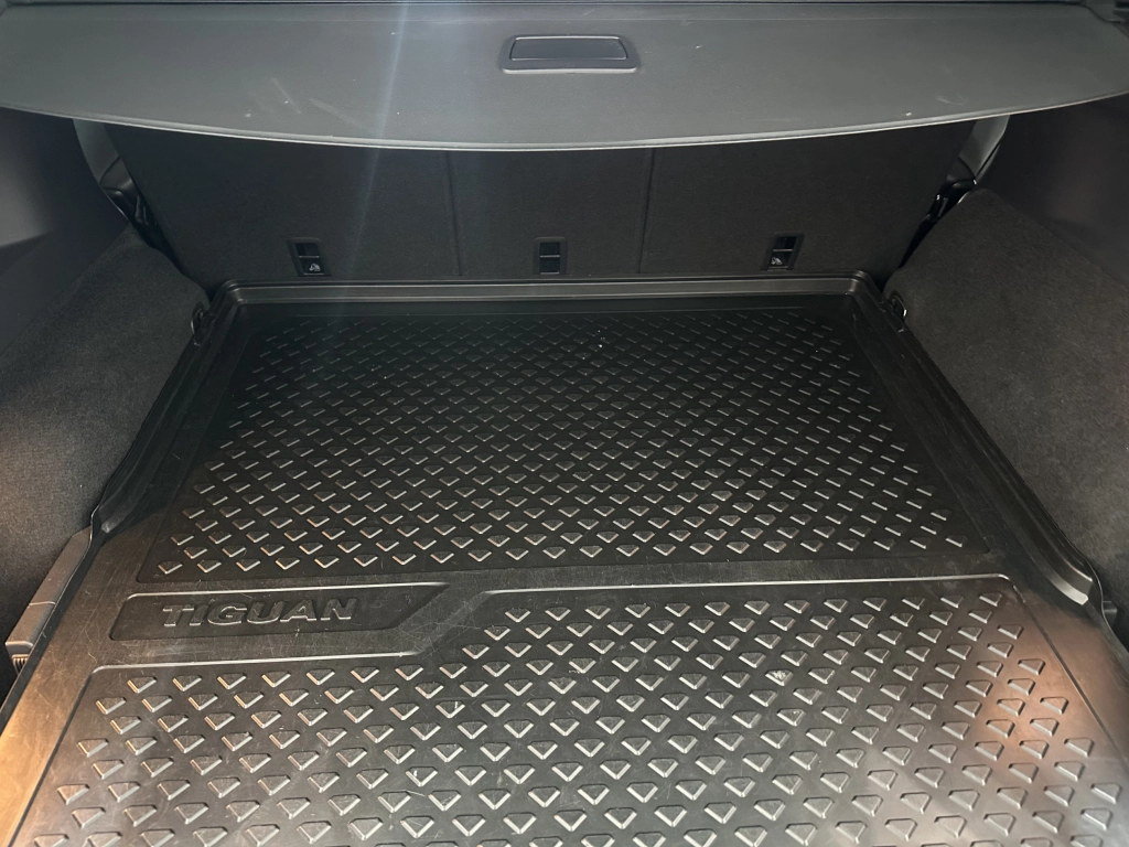 VW Tiguan Allspace Comfortline 4Motion"R-LINE-NAVI"