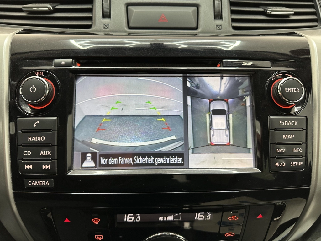 Nissan Navara N-Connecta King Cab 4x4 "NAVI-SITZH-CAM"