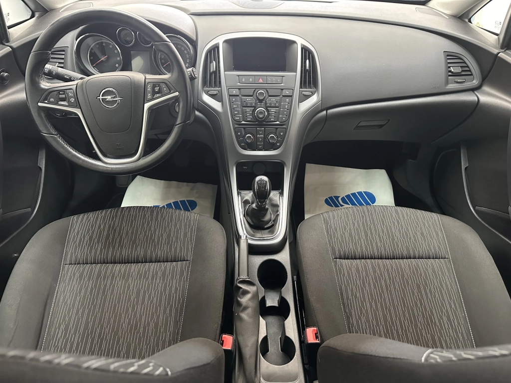 Opel Astra Selection "NAVI-MULTI-PDC-KLIMA-TEMPO"