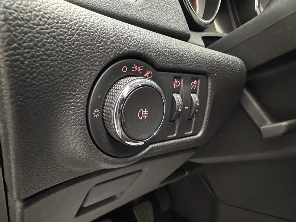 Opel Astra Selection "NAVI-MULTI-PDC-KLIMA-TEMPO"