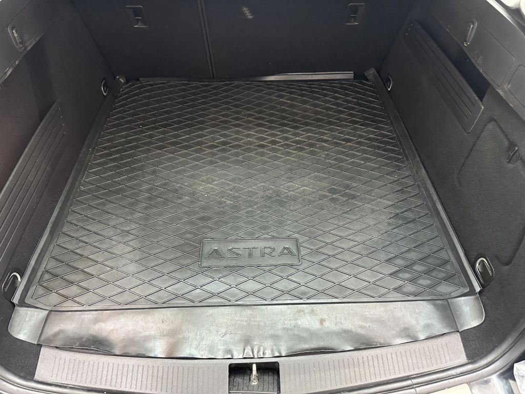 Opel Astra Selection "NAVI-MULTI-PDC-KLIMA-TEMPO"