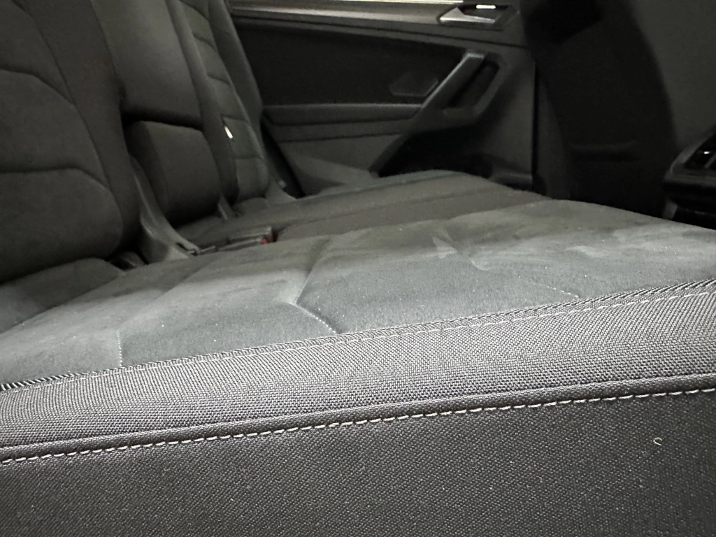 VW Tiguan Allspace Elegance 4Motion"7 SITZER-NAVI"
