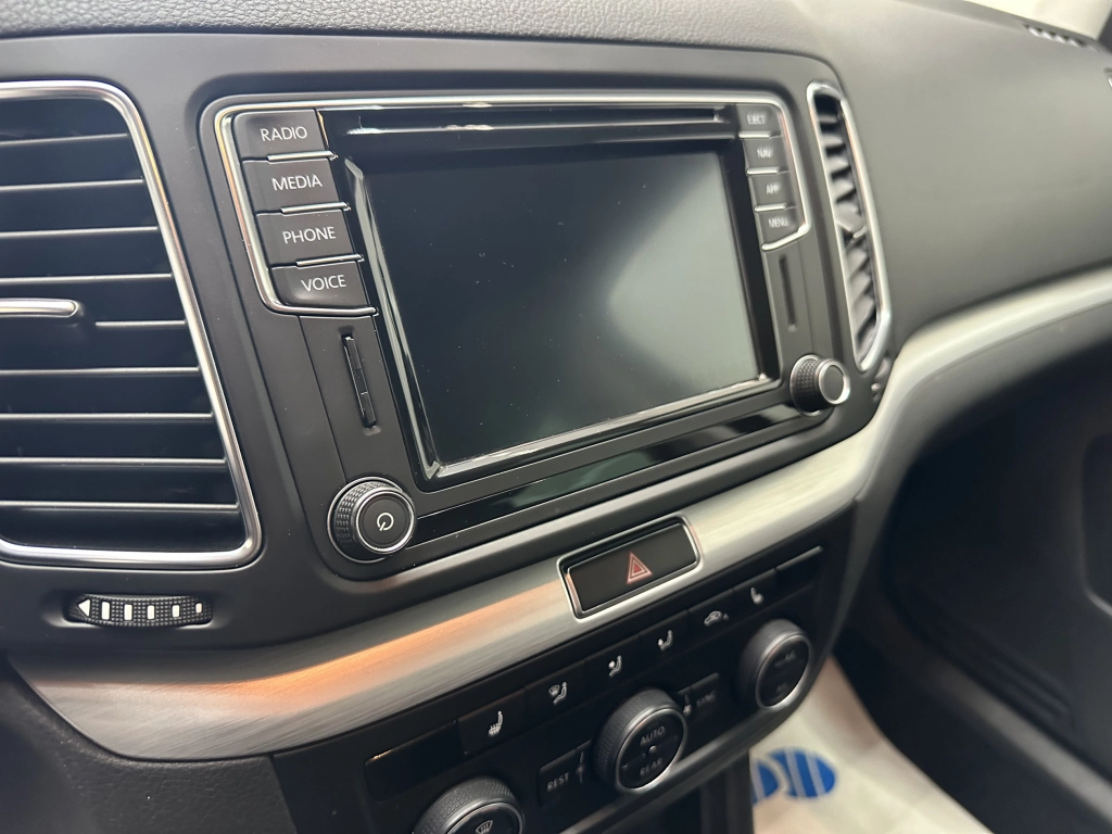 VW Sharan Comfortline BMT "7 SITZER-NAVI-MULTI"