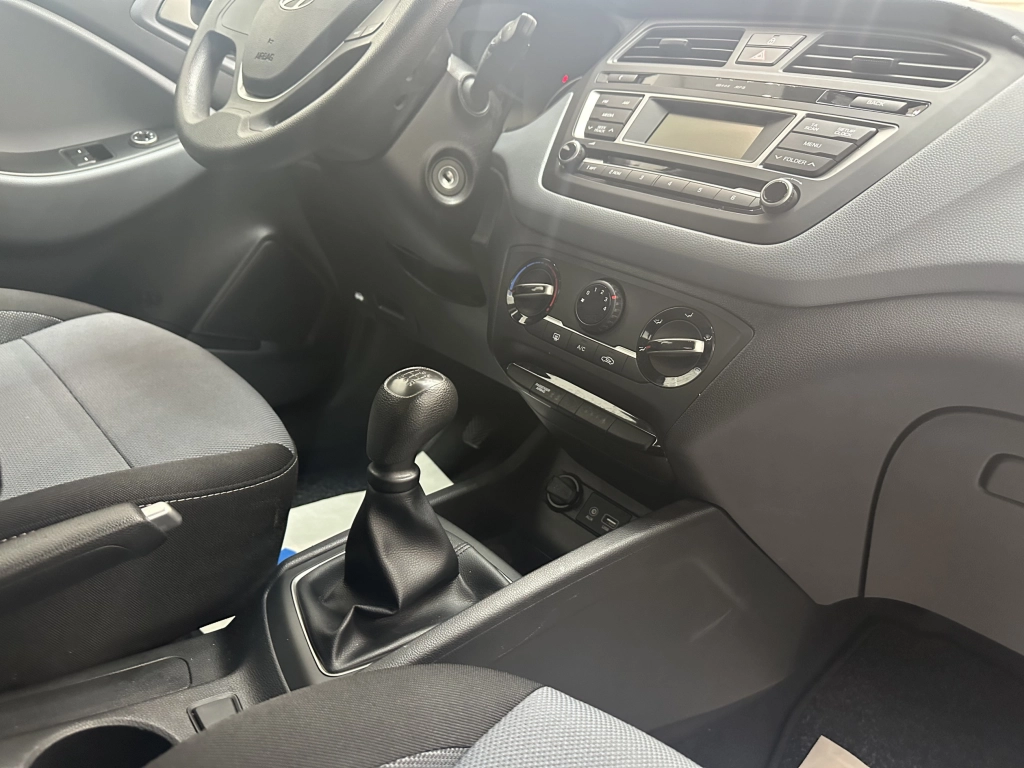 Hyundai i20 Go "WENIG KM-KLIMA-AUX IN-USB"