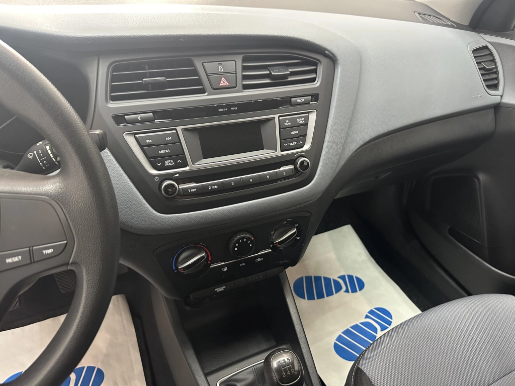 Hyundai i20 Go "WENIG KM-KLIMA-AUX IN-USB"