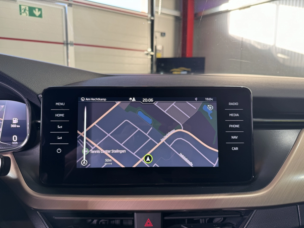 Skoda Kamiq Style*DIG.TACHO*KAMERA*ACC*CARPLAY*NAVI*BT