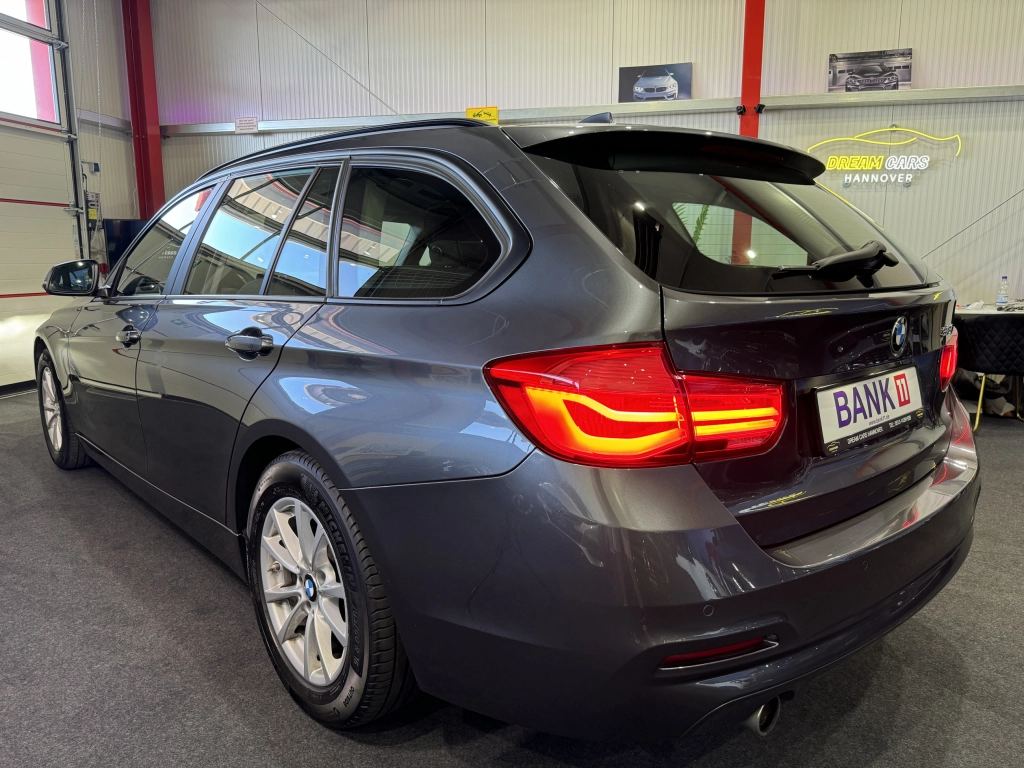 BMW 318 i Touring*LED*NAVI*SHZG*AHK*TEMPO*KLIMAAUTO.