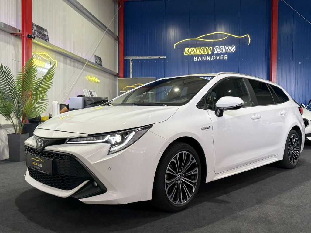 Toyota Corolla Hybrid Team D