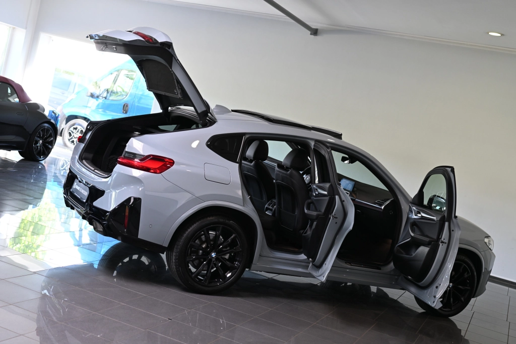 BMW X4 xDrive 30 d M Sport Panorama Laser Shadow 20"