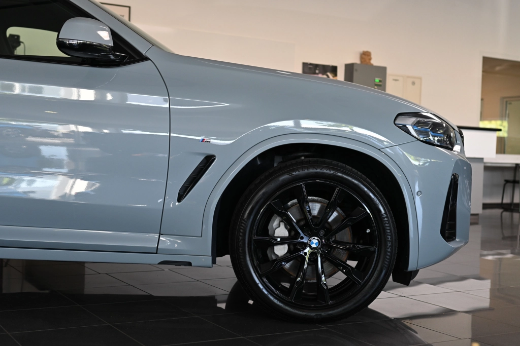 BMW X4 xDrive 30 d M Sport Panorama Laser Shadow 20"