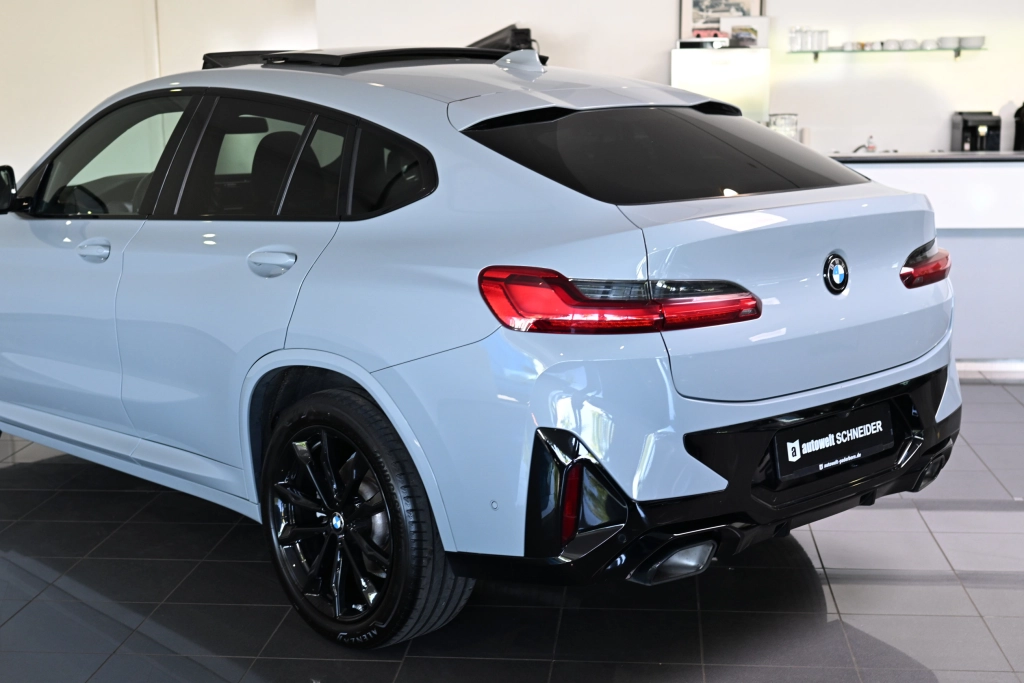 BMW X4 xDrive 30 d M Sport Panorama Laser Shadow 20"
